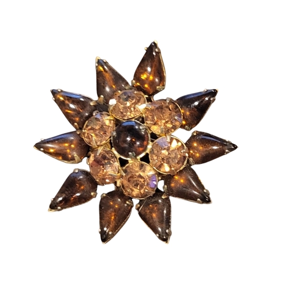 Albert Weiss Jewelry - Vintage Weiss Gold Tone Amber Topaz Star Shaped Brooch.